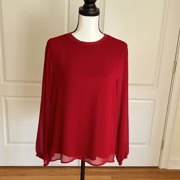 Chiffon long sleeve blouse with attached under shell - Picture 1 of 8